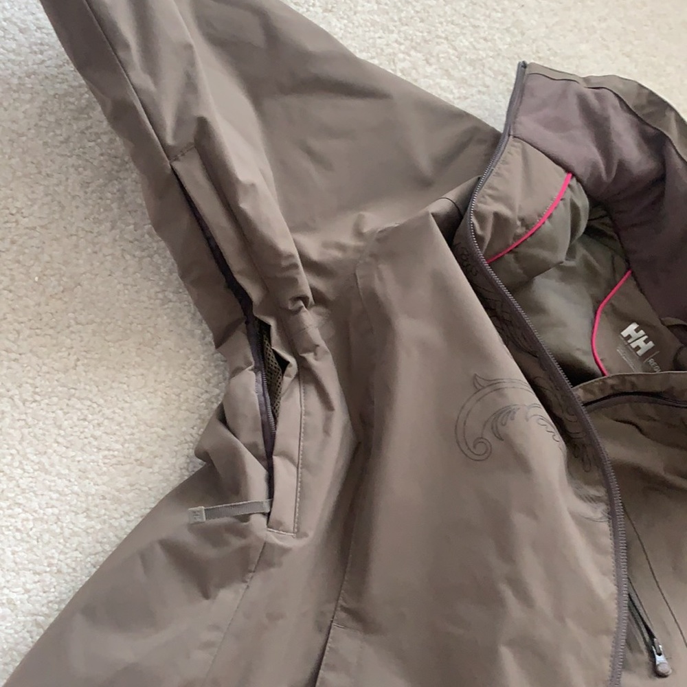BRAND NEW W/ TAGS Women Helly Hansen Jacket - Picture 8 of 10